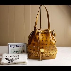 MCM Bucket bag (Rare)